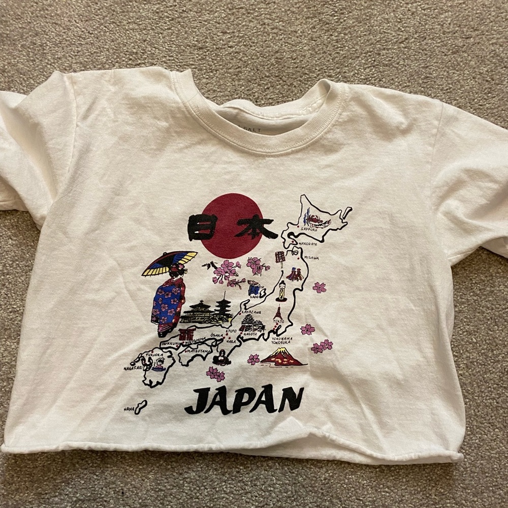 Brandy Melville white crop Japan t shirt